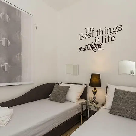 Salonas Apartman Apartmán *
