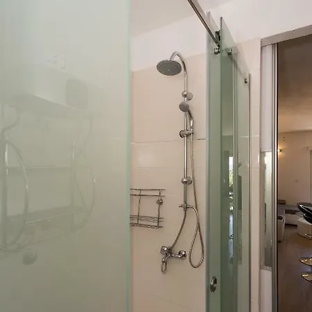 Salonas Apartman Solin
